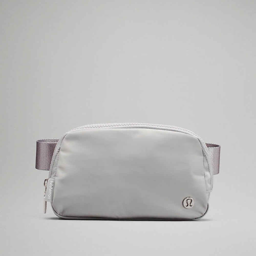 Everywhere Belt Bag - SILVER DROP